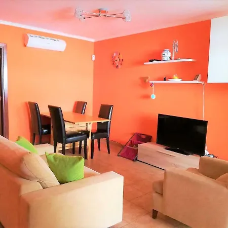 Apartment Amazing Cap