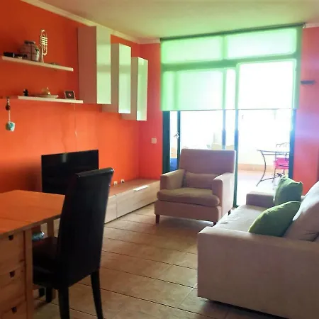 Apartment Amazing Cap