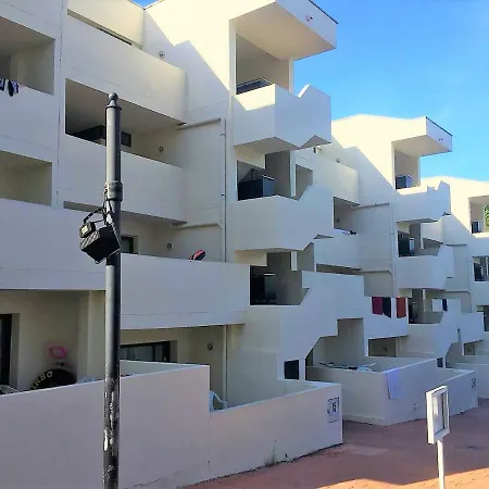Apartment Amazing Cap